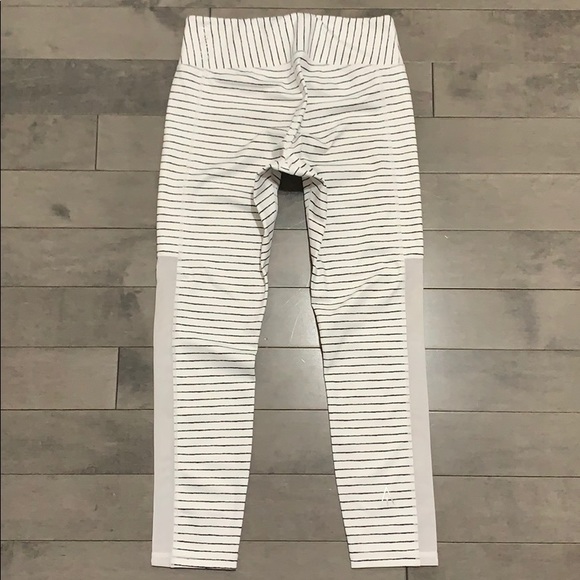 Slinkii Decaryi Crop Tights - X-Small - Picture 5 of 6